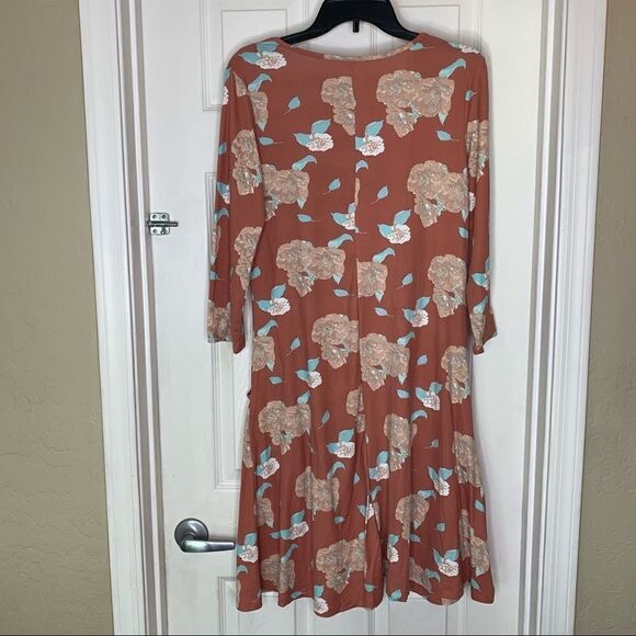 Downeast Floral Dress Size Medium - Picture 9 of 9